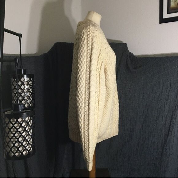 VtG Hand Knit by Cathie Suchodolski Wool Sweater Size Large/ XL - Picture 3 of 10